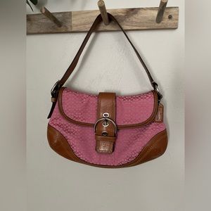 Coach soho flap signature logo pink canvas & leather - nearly vintage!